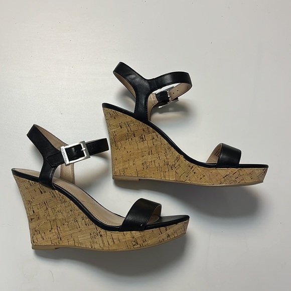 Charles by Charles David black cork  bottomed platform - Picture 2 of 10
